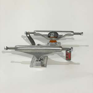 INDEPENDENT STAGE 11 (HOLLOW) TRUCKS