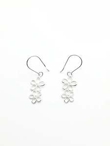Some: SOME DOUBLE FLOWER EARRINGS