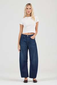 ROLLAS ARC BARREL JEAN WMN