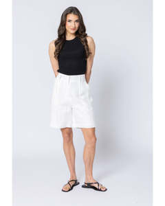 Seeking Lola Bermuda Short - White