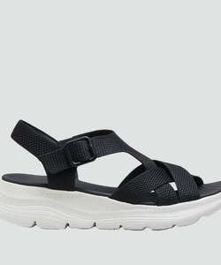 Sandals: CC Resorts Leonar Sandal  Black