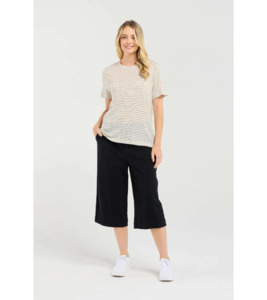 Products: Suzette linen blend t-shirt - Tops : Gaby's Warkworth - BLACKSTONE H25