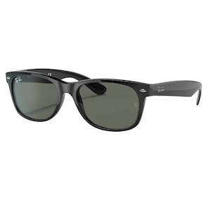 Ray-Ban New Wayfarer RB2132 901 - Black Frame with Green Lens