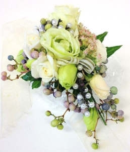 School Ball Hamilton Corsage: Wrist Corsage with Pearls
