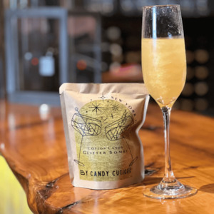 New York Gold Glitter Bomb