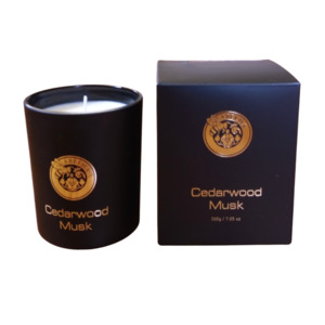 All: Abelha Cedar & Musk candle