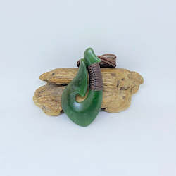 Hei Matau Fish Hook: Kawakawa Ridge-Bound Hei Matau/Hook Pendant
