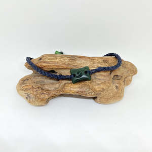 Products: Small Dark Pounamu Bracelet
