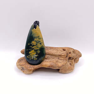 Roimata Kuru Drop: Marsden Flower Jade Roimata Drop Pendant