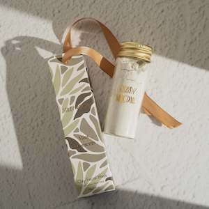 Beauty: Mini Moments - Face Mask