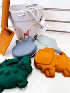Beach Swim: BEACH BUCKET & TOYS SET - AFRICA