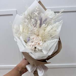 Flowers: Posie Bouquet - Pink/Purple