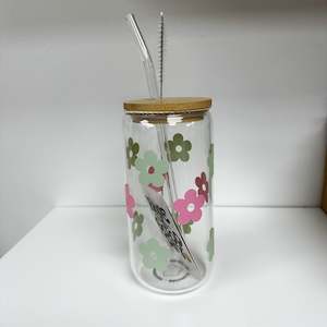 Art Home: Glass Tumbler with Straw - Light Green/Pink Daises