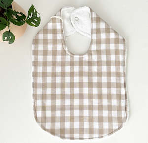 Natural Sqaure Dribble Bib