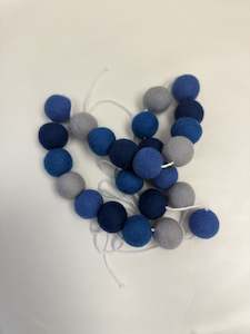 Kids Room Decor: Blue Garland 2.5M