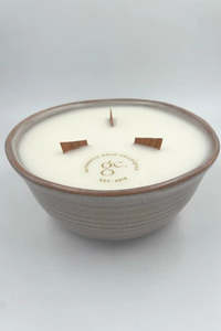 Gold Collective: Lonely Bay Candle - Medium