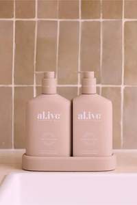 Cleaning Organisation: Wash & Lotion Duo - Apricot & Sweet Fig