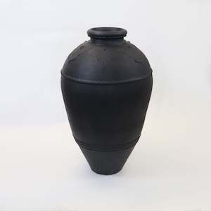 Matte Black Balinese Pot