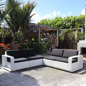 Outdoor: 'Hamptons' Modular Wicker Sofa Setting in White (Black Cushions)