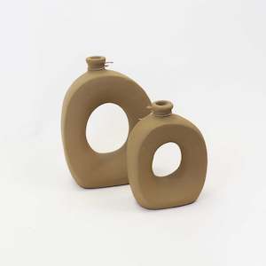 Pots And Vases: Earthy Brown Orb Pottery Vase