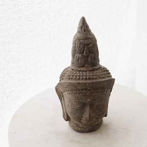 Outdoor: Grey Buddha Head
