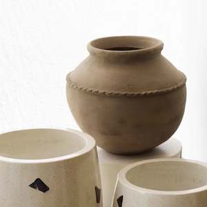 Pots And Vases: Taupe Detailed Rope Water Pot
