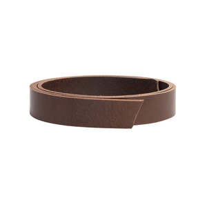 Leather Fabric: MakerAid® Hand Glazed Italian Belt Strips, 3.6mm~4.0mm (9/10oz), 127cm (50")
