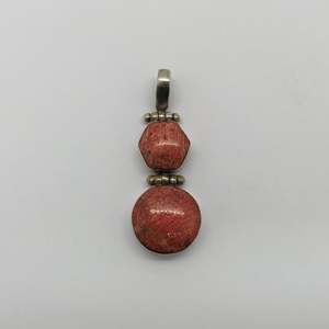 Jewelry: Elegant Coral Pendant