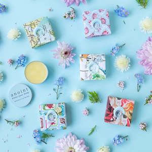 Lip Loving: Beeswax Lip Balme in Metal Tin