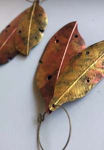 Kiwiana Earrings: Upcycled Feather Earrings - Double Pohukawa leaf (Leaves)