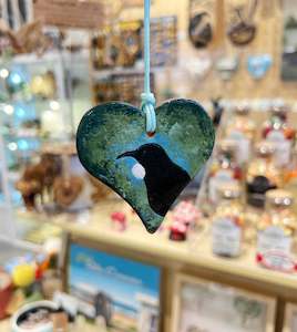 NZ Handcrafted Ceramic Heart S - Green Tui
