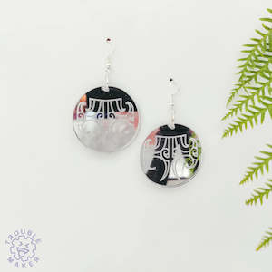 Kiwiana Earrings: Earrings Moko Kauae Silver