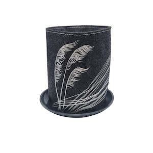 EcoFelt Growbag - Coastal Toetoe On Dark Grey