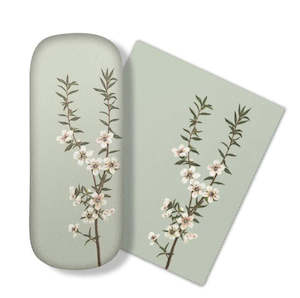 Glasses Cases: Vintage Botanical Manuka Glasses Case