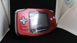Gaming: Custom Gameboy advance - metallic red