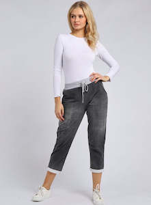 Size 16 20: Anne + Kate Italian Plain Black Denim Pant 16-20