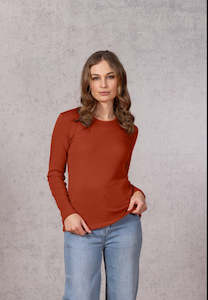 Bay Road Merinos: Bay Road Merinos Womens Crew Chilli