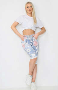 Anne Kate Shorts: Anne + Kate Italian English Rose Light Denim Shorts 8-10