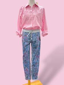 Frontpage: Onado Reversible Jeans Trish Elastic Waist Light Denim