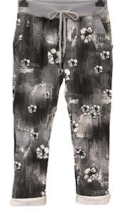 Clothing: Anne + Kate Italian Marmolada Black 10-12