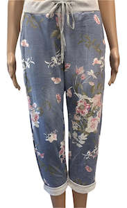 Clothing: Anne + Kate Italian Rose Light Denim Pants 10-12