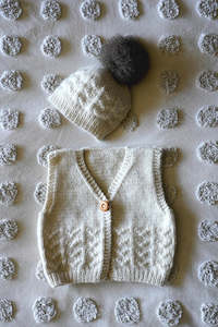 Yarn: Baby Cakes Piper Vest & Hat Bc107 0-18 months Knitting Pattern