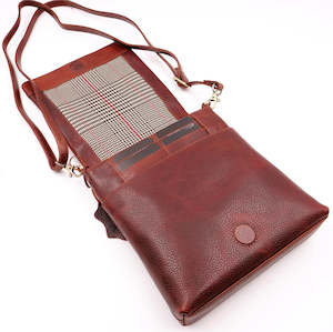 New: Women’s Leather Medium Cross Body Bag