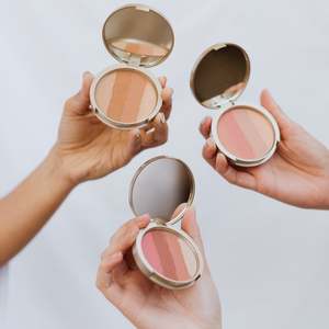 Eyes: Glow Up 4-In-1 Radiance Palette