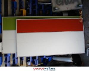 MK145 - Mix Coloured Desk Mounted Partition