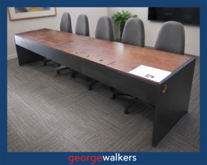 Desks: VL117  Dark Woodgrain  Large Multi User Workstation