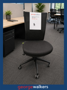 OFFICE CHAIR – FREEWAY – ERGONOMIC – MESH BACK – New RRP $600+ - PR6940
