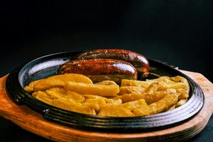 Beef, Herb & Garlic Sausages – Georgie Moleta Butcheress