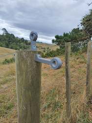 Nz Made: Post Insulator outrigger