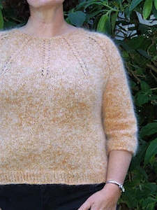 Amikihia Knits: Amikihia Knits - Karaka Sweater